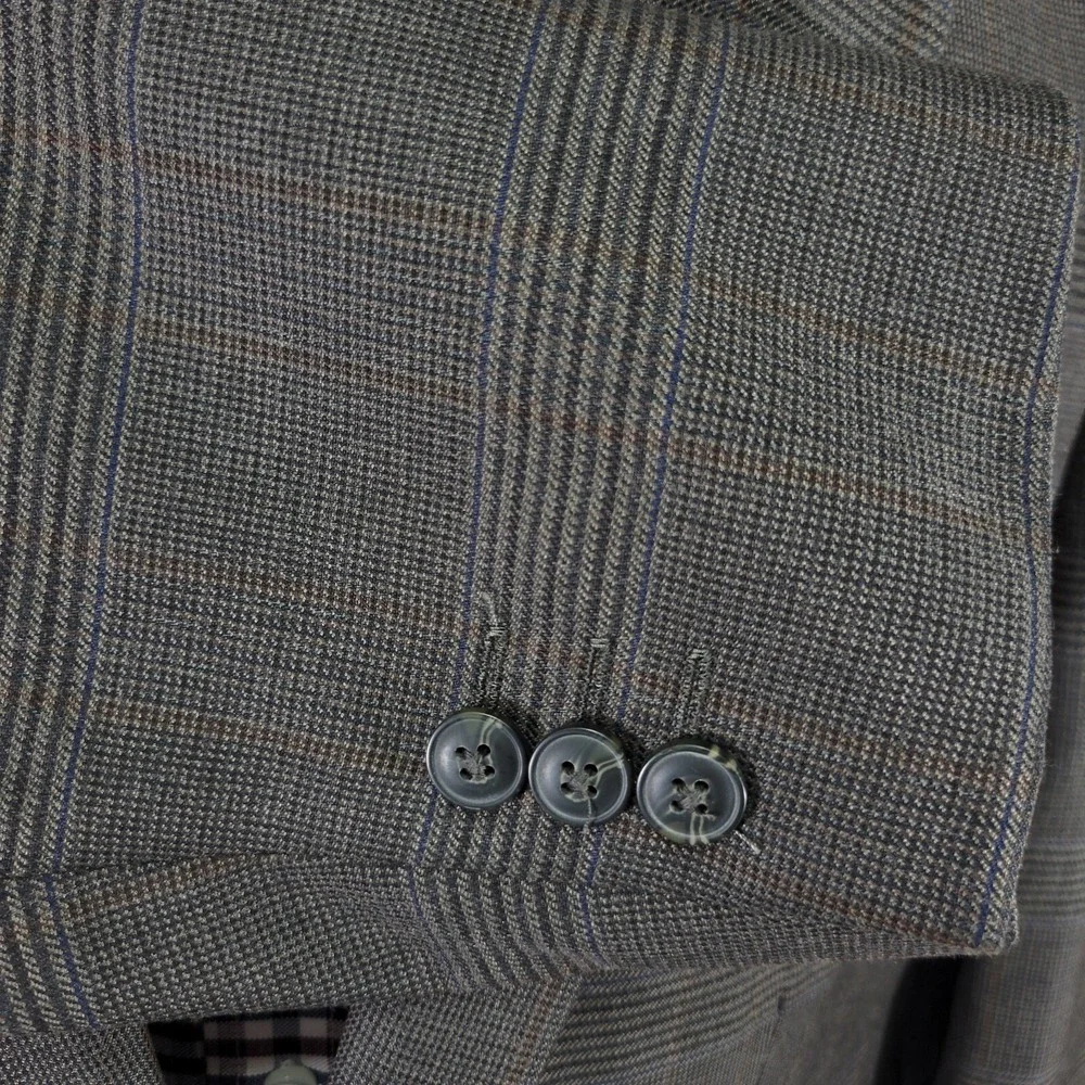 Haggar Men's Sport Coat Blazer Two Button Brown Plaid Polyester Blend 44R‎